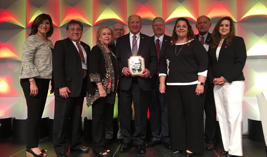 BELOVED IBC BANK EXECUTIVE VICE PRESIDENT GUILLERMO R. GARCIA RECIEVES 50 YEAR BANKER AWARD FROM TEXAS BANKERS ASSOCIATION