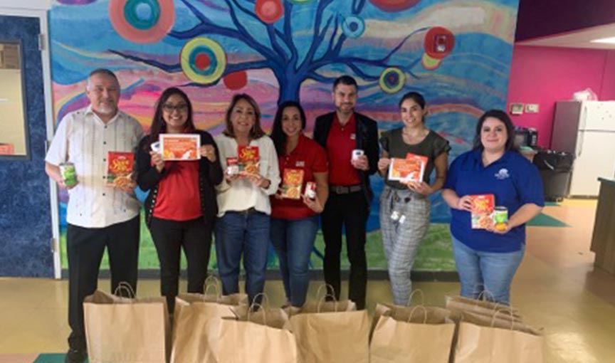 Ibc Bank- San Antonio Donates Over 100 Pounds Of Food